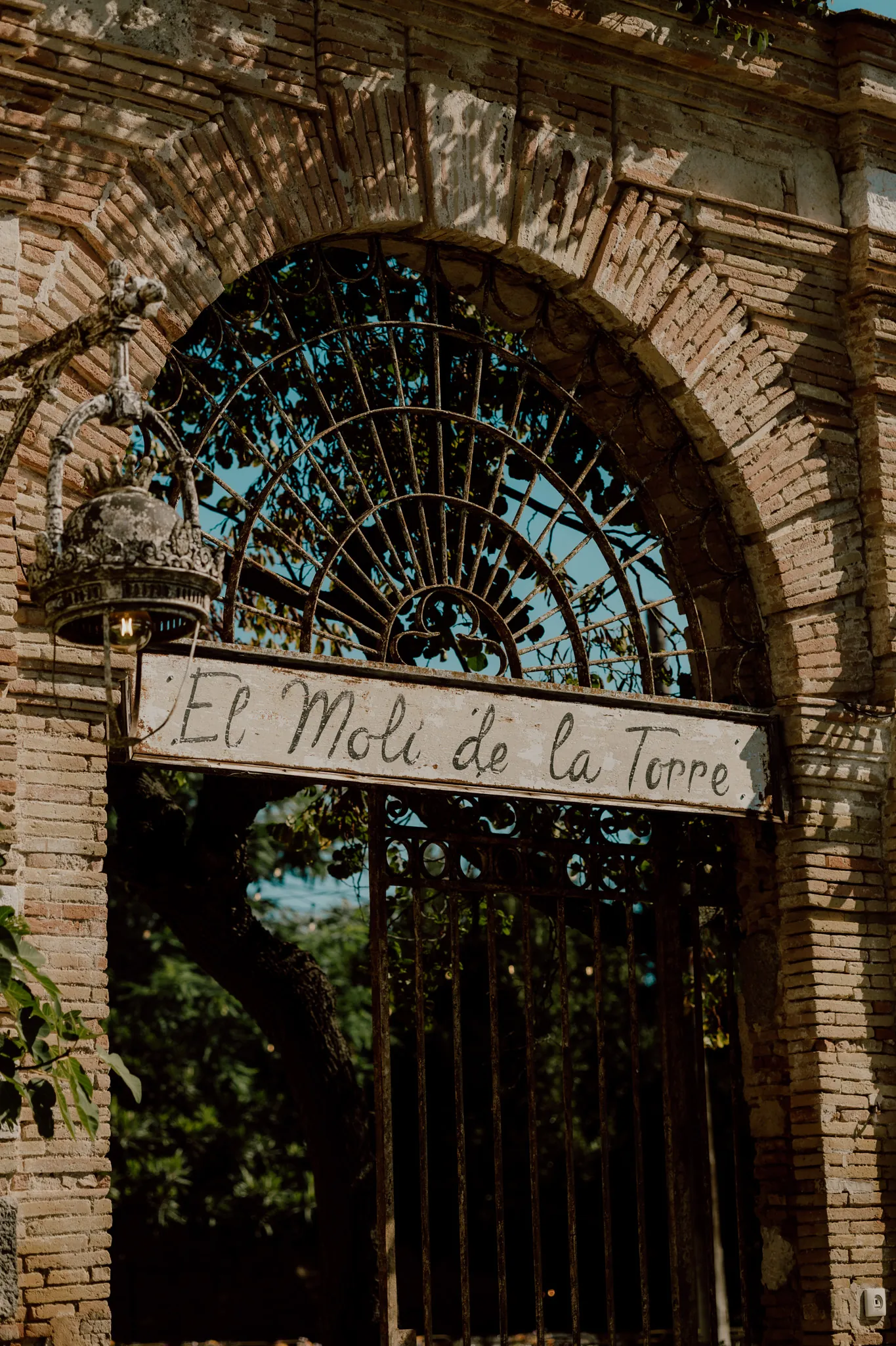 El Molí de la Torre entrance sign